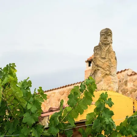 Country house Masia Cantrobella