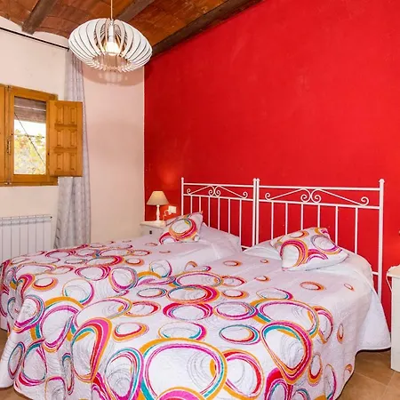 Masia Cantrobella Country house *